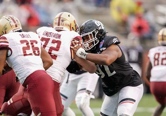 Alec Lindstrom's intelligence and quickness make him a future starter in the league.